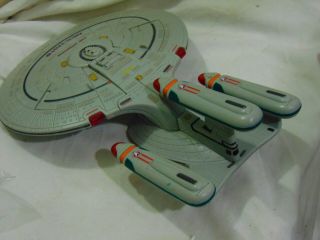 . Playmates Star Trek Uss Enterprise Ncc - 1701 - D Transwarping All Good Things 1996