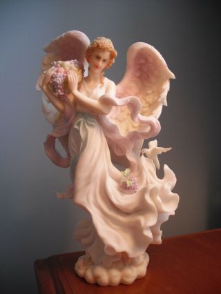 Seraphim Classic Angel Figurine Nina Heavenly Harvest Roman Inc