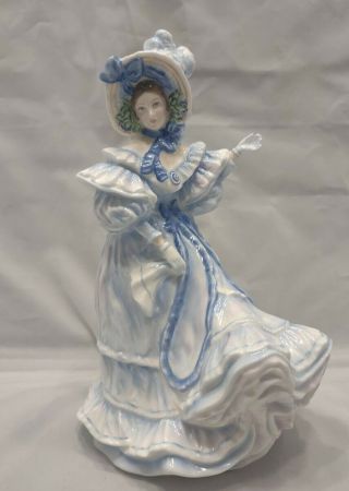 Royal Doulton Figurine Flowers Of Love Hn3700 Forget - Me - Not,  1994