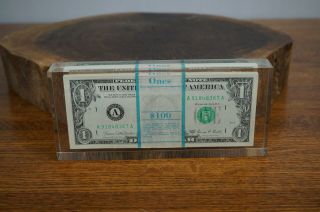 Lucite Block Of 100 1969 D Frn $1 Dollar Notes Paperweight