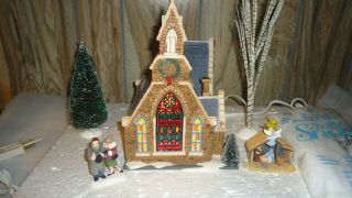 Dept 56 Church Of The Holy Light Holiday Gift Set Of 6 - 59206
