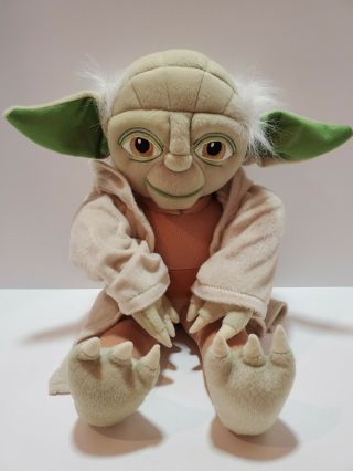 W3 Star Wars Yoda 18 " Jay Franco Plush Lucas Film Stuffed Animal W/ Robe/hood