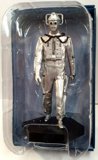Cyberman " The Moonbase " Doctor Who Painted Resin Figurines (53)