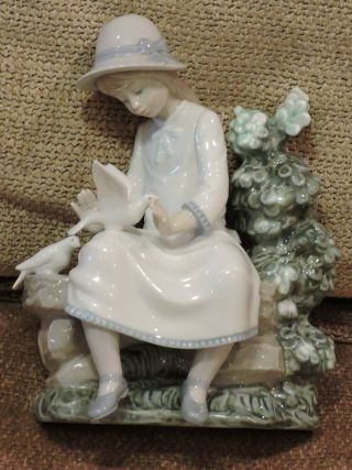 Vintage Daisa Nao Lladro Porcelain Large Figurine Girl On Bench With Doves