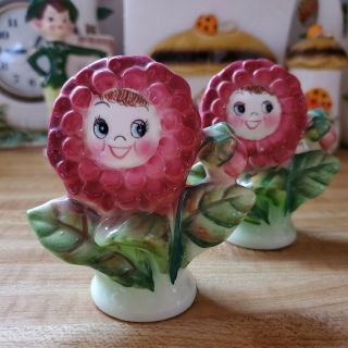 Vintage Pair Py Japan Anthropomorphic Pink Flower Face Salt And Pepper Shakers