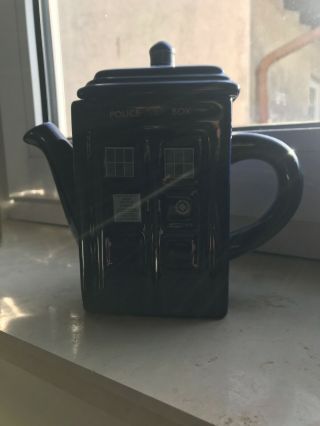 Doctor Who Tardis Ceramic Teapot With Tea Infuser.