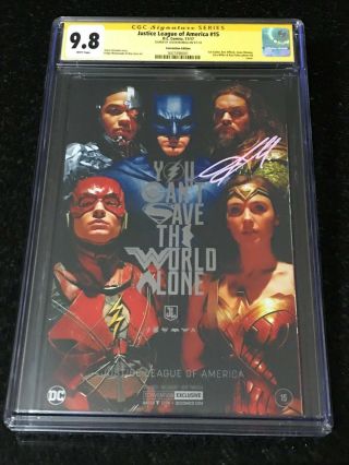 Signed Justice League Of America 15 Cgc 9.  8 By Jason Momoa Convention Foil 2017