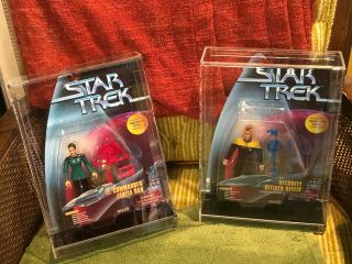 Playmates Star Trek Spencer Exclusives Dax and Neelix in Protective Plexiglass C 2