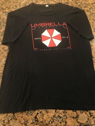 Resident Evil Umbrella Corporation 2012 Mens Large Video Game T Shirt