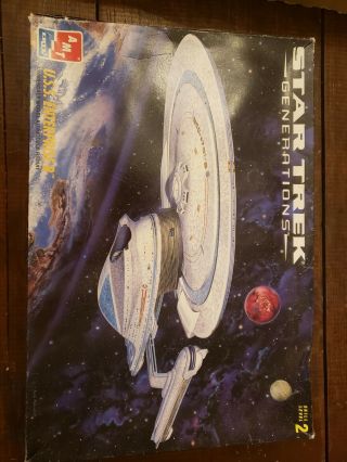 Vintage Star Trek Generations U.  S.  S.  Enterprise B Model Amt/ertl Ncc - 1701 - B