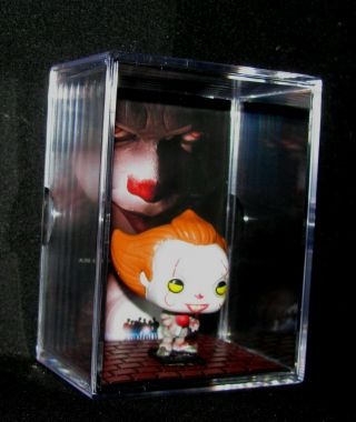IT PENNYWISE The Clown COLLECTIBLE (Inspired by display). 2