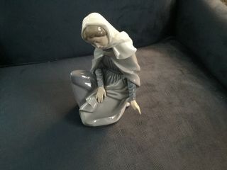 Vintage Nao By Lladro Figurine Of The Virgin Mary Nativity Christmas