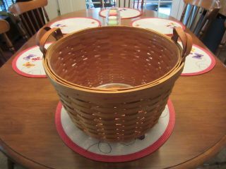 1995 Large Round Longaberger Basket with Double Leather handles & Plastic Liner 2
