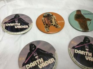1977 vintage star wars buttons darth Vader like skywalker Chewbacca r2 - d2 c3po 2