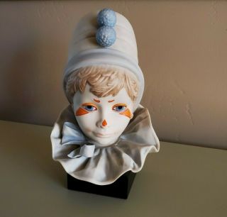 Vtg.  Cybis Porcelain " Funny Face " Figurine.  Blue And Orange Details.