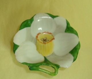 Limoges France Peint Main Marque Deposee White Flower Trinket /pill Box