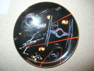 5.  1987 Star Wars 7 " Space Battle Around Death Star " Collector Plate