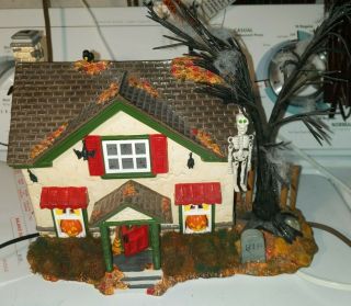 Dept 56 Halloween Series Snow Village Lighted Hauntsburg House 56.  55058 Retired