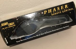 1995 Star Trek The Next Generation Phaser Universal Tv Vcr Cable Remote