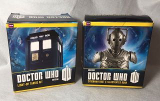 Doctor Who Miniature Box Running Press Cyberman Tardis Light Up Toy Dr Who