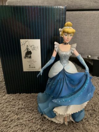 Enesco Disney Couture De Force Princess Cinderella 4031544