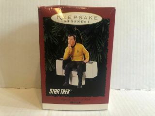 Star Trek Hallmark Ornament Captain James T.  Kirk 1995 Qxi5539