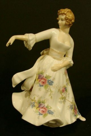 Royal Doulton Figurine Hazel Hn3167 Modelled By Peggy Davies - 8 Inch -