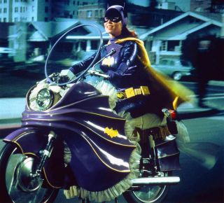 1968’s Batman Yvonne Craig As Batgirl On Batcycle Color 8x10 Scene