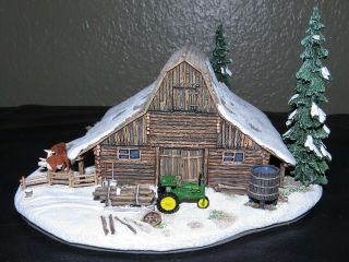 Danbury " The Log Barn " John Deere Tractor Collectible Box &