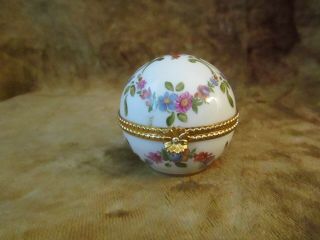 Dubarry Porcelain De France/limoges/floral Trinket Box/excellent
