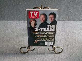 Tv Guide X - Files The X - Team 1997 November Gillian Anderson David Duchovny
