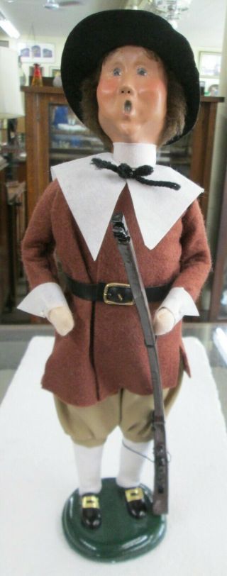 Byers Choice The Carolers Colonial Pilgrim With Rifle 13 1/4 " Tall 2006