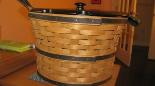 2005 Longaberger Large Basket With Lid And Liner And Handles