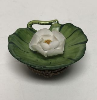 Vintage Limoges France Porcelain Trinket Pill Box Water Lily Flower Green