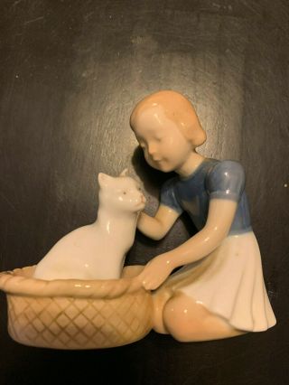 Lovely Vintage B&g Bing Grondahl 2249 Girl With Cat In Basket Figurine