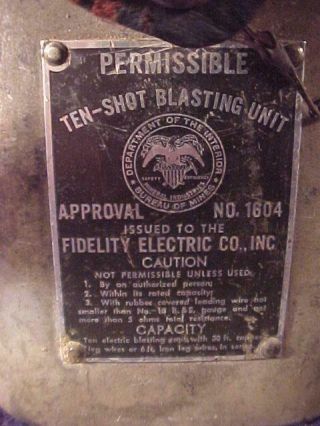 Antique / Vintage DuPont Blasting Machine - Dynamite Twist Detonator 2