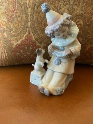 Lladro " Pierrot With Concertina " Clown Playing Accordion For Puppy Retired 5279