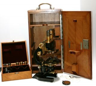 Antique Leitz Wetzlar Binocular Microscope W Wood Case Objectives &