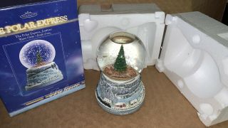 2004 Hallmark Keepsake The Polar Express Journey Believe Snow Globe Light Sound