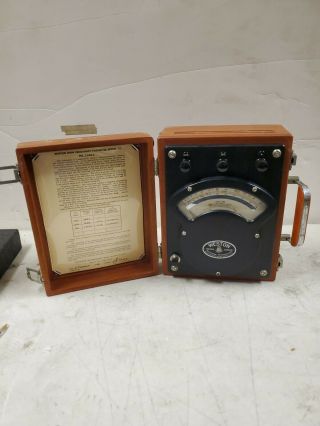 Vintage Weston Mod 341 Ac/dc Voltmeter In Wood Case.