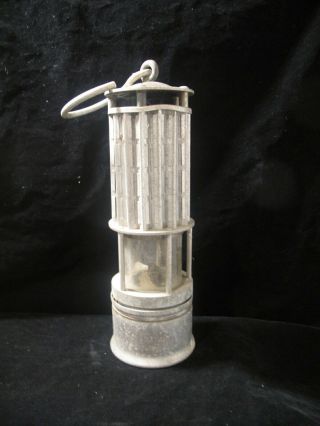 11 Inch White Metal Miners Lantern Wolfe Safety Lamp Co.  Of America York Usa