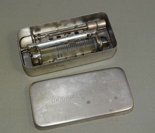 Ww2 German Field Medic Glass & Metal Syringe 2 Ml With Container Record