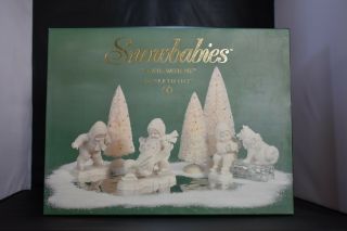 Dept.  56 Winter Tales Of The Snowbabies Skate With Me Snow Babies