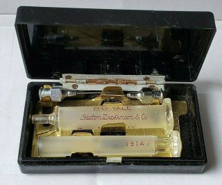 Vintage Becton - Dickinson Glass Syringe W/2 Needles & Plastic Case.  Bd Yale 1914y