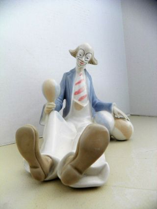 Vintage Casades Porcelain Clown Figurine Sitting Made In Spain 7 " H Rare