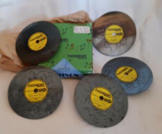 5 Pc Vintage Thorens 4.  5 " Disc Set,  Love Songs (annwltz,  Because,  Lvtruly,  Wedmrch,
