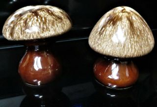 Vintage Mccoy Usa Pottery Brown Drip Glaze Mushroom Salt & Pepper Shakers