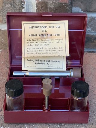 Vintage Becton,  Dickinson & Co Syringe Set Bakelite Case Syringes Ec Rare