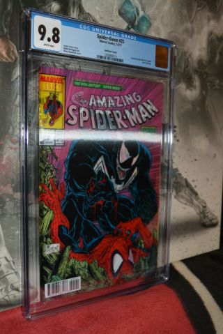 Spider - Gwen 25 Cgc 9.  8 Spider - Man 316 Homage Lenticular Cover