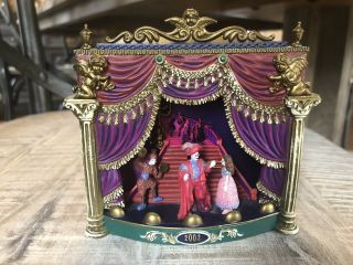 2002 Phantom Of The Opera Ornament — Masquerade — Retired Carlton